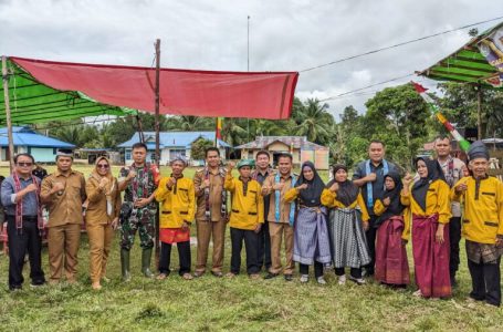 Desa Entabuk Kini Dialiri Jaringan Listrik PLN