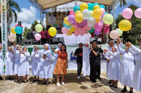 HUT Kongregasi Fransiskanes Sambas Dihadiri Oleh Asisten Administrasi