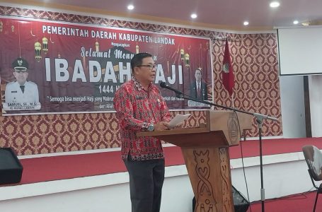 Asisten Sekda Landak Lepas Keberangkatan Jemaah Haji