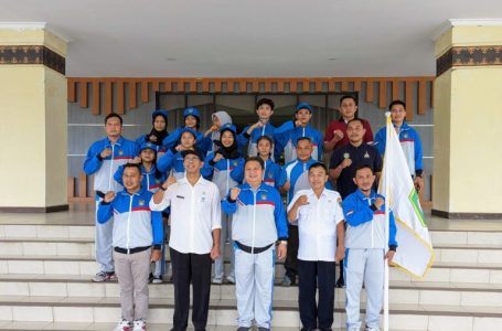 Lepas Kontingen POPDA, Harapkan Atlet Raih Medali Emas