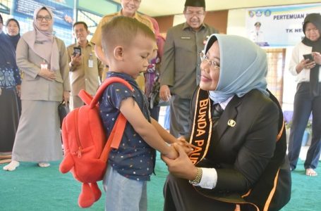 Bunda Paud Kampanyekan Sekolah Sehat
