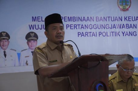 Kesbangpol Menggelar Bimtek Penerima Bantuan Keuangan