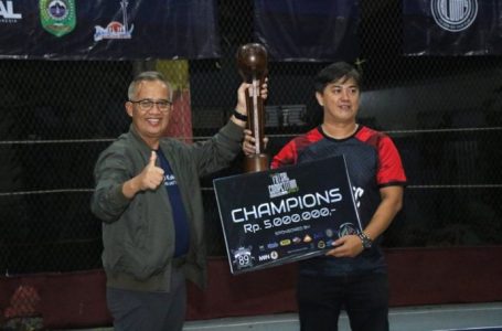Wako Singkawang Secara Resmi Menutup Turnamen Futsal