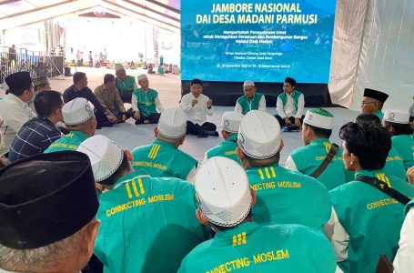 Bupati Satono Beri Motivasi Peserta Parmusi Kalbar Pada Jambore Nasioanl Dai Desa Madani