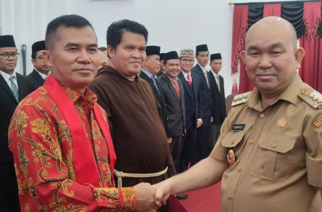 Pj Bupati Landak Kukuhkan Pengurus FKUB dan Pelantikan Pengurus Forkomas