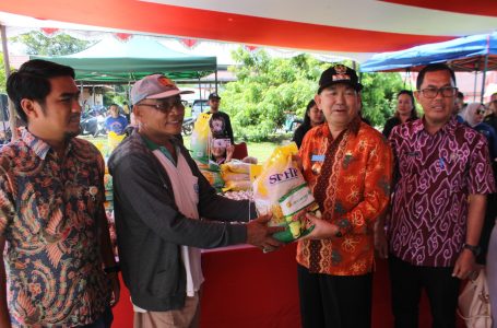 Pemkab Landak Gelar Gerakan Pasar Murah HUT Pemda Kab. Landak Ke-24 Tahun