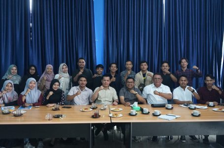 Romi Wijaya Mengajak Mahasiswa Kayong Utara untuk bersama membangun Daerah