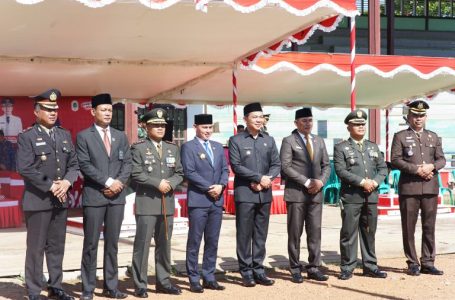 Bupati Kapuas Hulu Pimpin Upacara Hari Pahlawan Tahun 2023