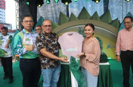 Assisten Ii Sekda Kalbar Secara Resmi Tutup Kegiatan Festival Buah Dan Florikultura Kalimantan Barat