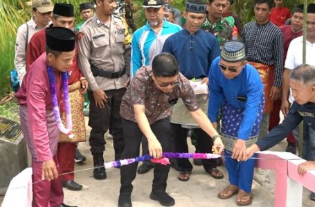 Kembali Resmikan Jembatan Berkemajuan Non Apbd, Bupati Satono : Bukti Warga Sambas Kompak Dukung Pembangunan