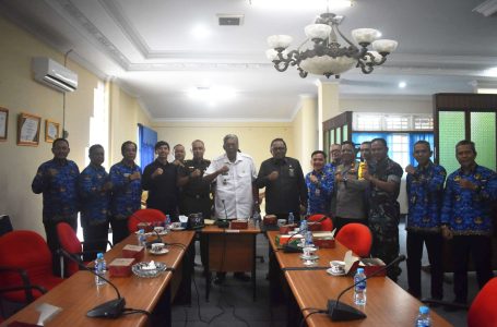 Bupati Sintang Pimpin Rapat Tim Terpadu Penanganan Konflik Sosial