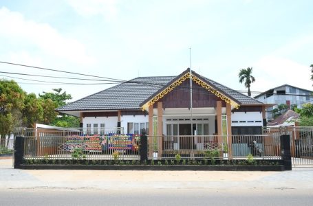 Pindah Rumah Dinas Ketua DPRD Ketapang