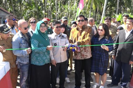 Bupati Satono Resmikan 2 Jembatan Berkemajuan Non APBD di Kecamatan Jawai