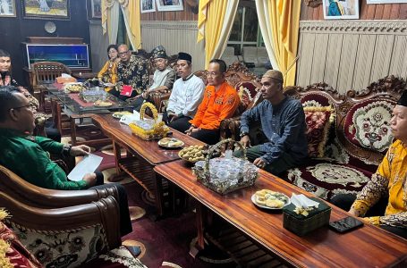 Pj. Bupati Sanggau Kunjungi Tokoh Masyarakat Kabupaten Sanggau