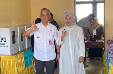 Pj Wako Mencoblos Di TPS 064 Pasiran