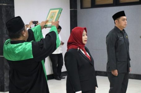 Darnila Jabat Kepala Disdukcapil Singkawang