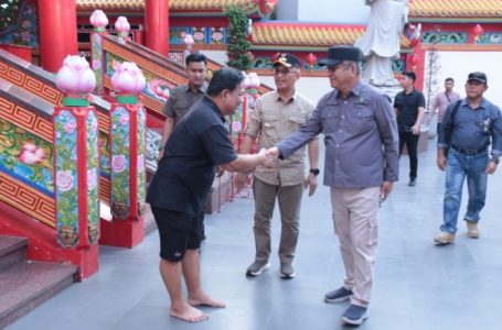 Pj Gubernur Kalbar Kunjungi Vihara, Pastikan Situasi Kondusif Di Singkawang