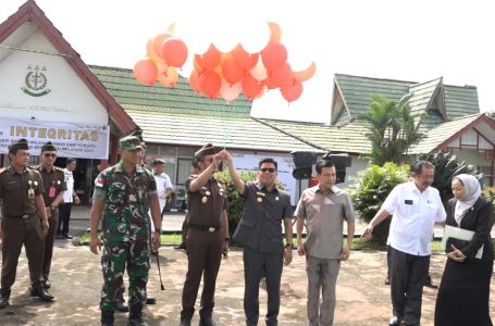 Bupati Satono hadiri pencanangan Zona Integritas menuju WBBM oleh Kejari Sambas