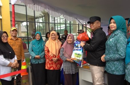 Tekan Pengendalian Inflasi, Pemprov Kalbar Gelar Gerakan Pangan Murah di Galing