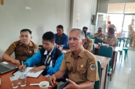 Sekcam Boyan Tanjung Menghadiri Rakor PPID 2024 di Aula Dinas Pendidikan dan Kebudayaan Kapuas Hulu