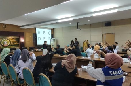 Pekerja Sosial Dapat Pelatihan Bahasa Isyarat