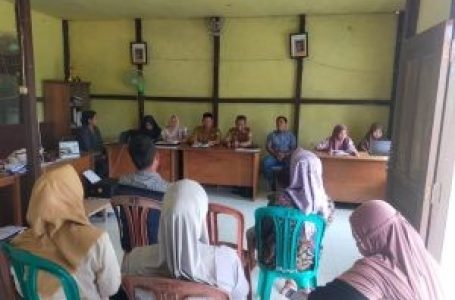 Kasi Kesra Kecamatan Boyan Tanjung Hadiri Musyawarah Penetapan P3KE Kemiskinan Ekstrem