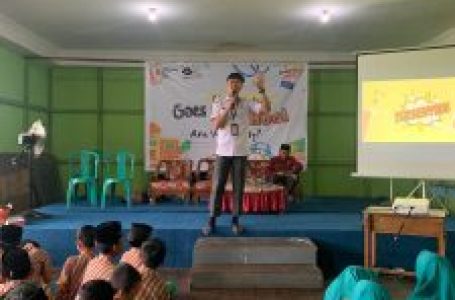 Kadis Kominfotik Hadiri Goes To School di MTSN 1 Kapuas Hulu