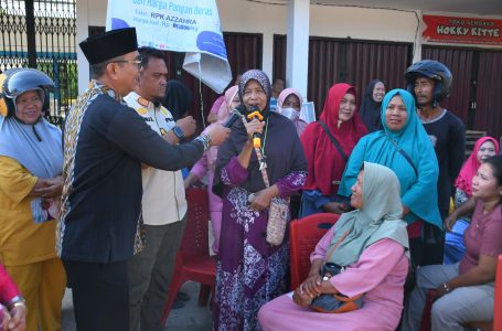 Pj Bupati KKU Tinjau Pendistribusian 600 Paket Pangan Murah di Kecamatan Sukadana