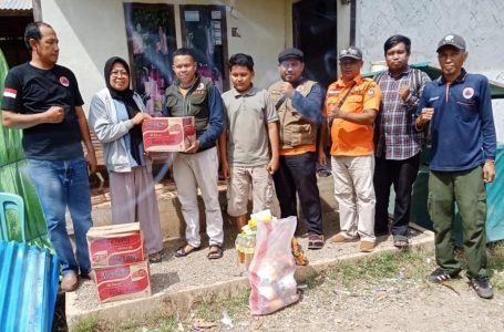 BPBD Berikan Bantuan Korban Kebakaran Rumah