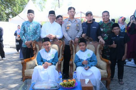 Pj Bupati Alfian Hadiri Indonesia Bahagiakan Santri