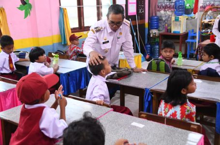 Tinjau Kegiatan MPLS, Alfian Berikan Pesan Motivasi Bagi Para Siswa dan Siswi