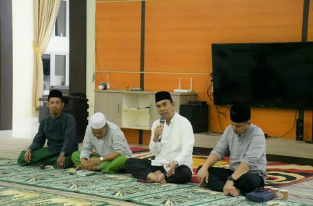 Pengajian di Rumah Dinas Bupati Kayong Utara: Memperkuat Silaturahmi dan Semangat Kerja
