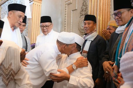 PJ Bupati Kayong Utara Dampingi Tokoh Nasional OSO dalam Perayaan Idul Adha 1445 H di Sukadana