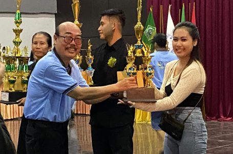 Pelaksanaan Pesparani Katolik 1 Berjalan Lancar, Piala Bergilir Diserahkan Sekda Sintang